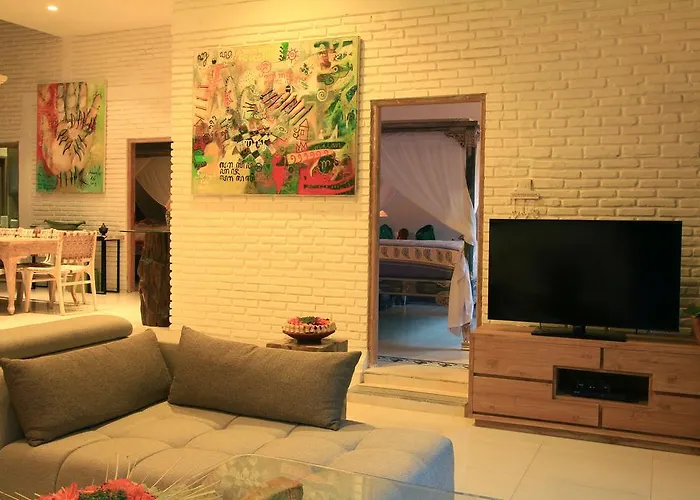 Villa Manggis *