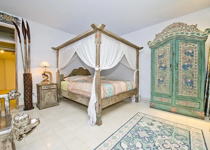 Villa Manggis *